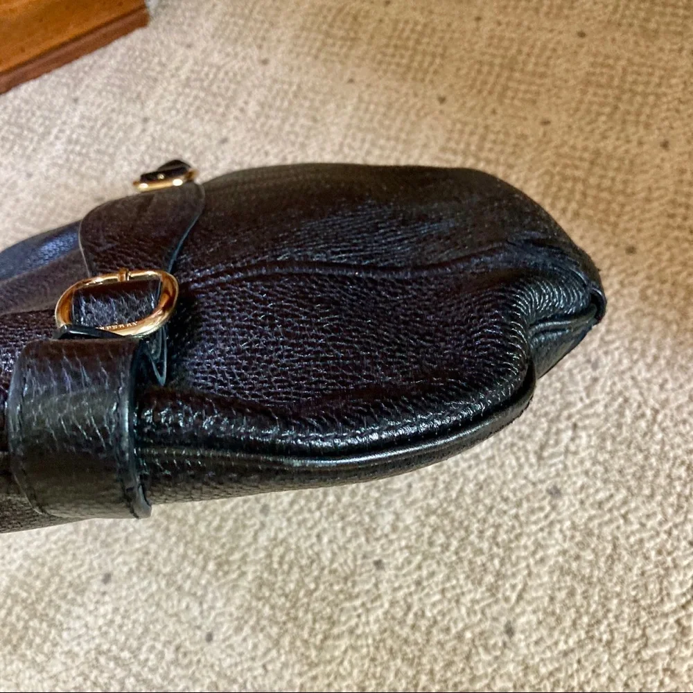 Burberry pebbled leather hobo medium-large - Picture 6 of 11